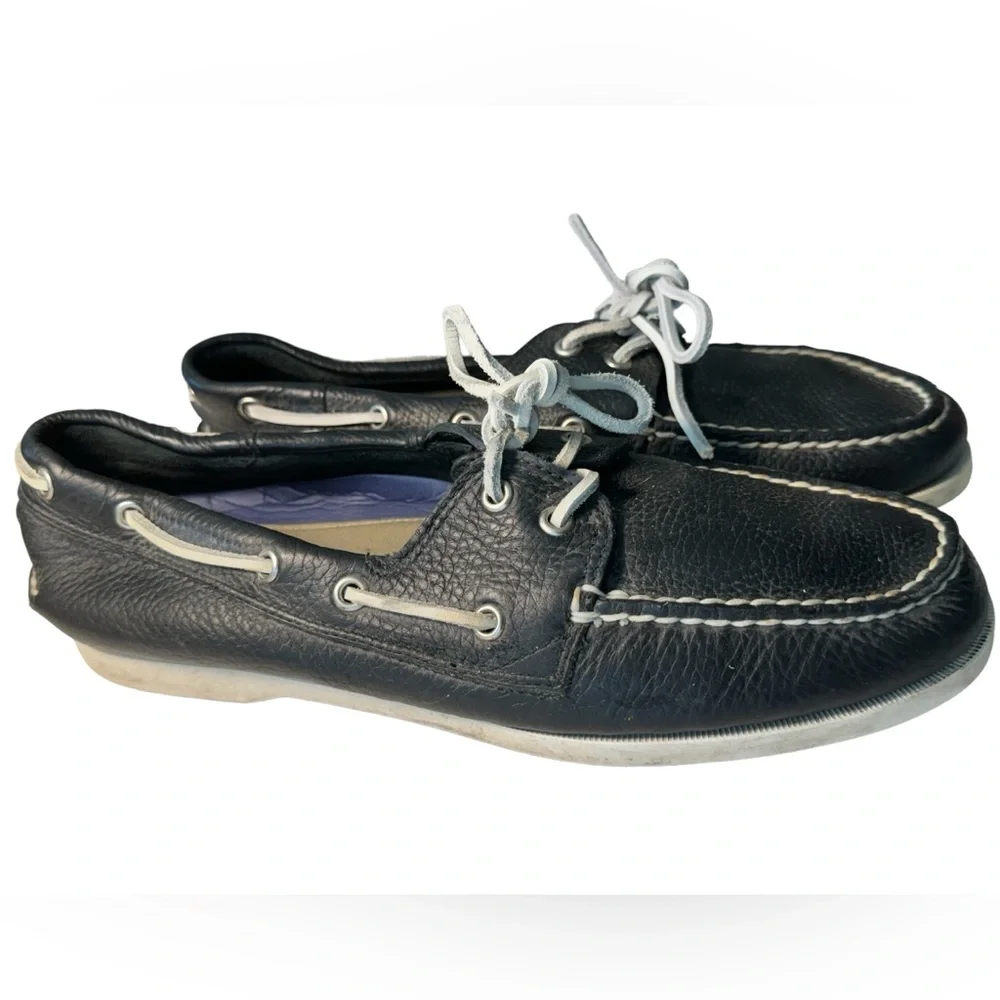 Vintage G.H. Bass & Co Black & White Leather Boat Shoes Men’s 10M MINTY